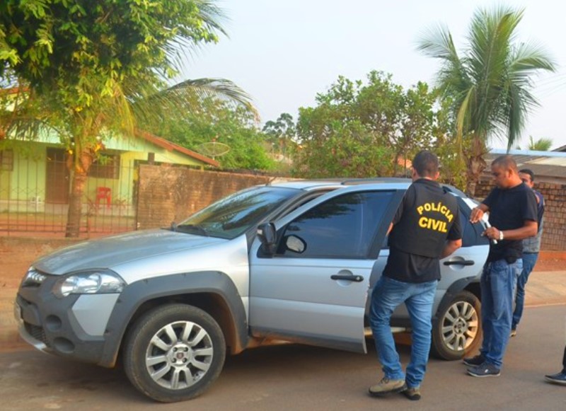 Polícia prende esposa e irmão de vítima de homicídio. Eles estão sob suspeita de participação no crime