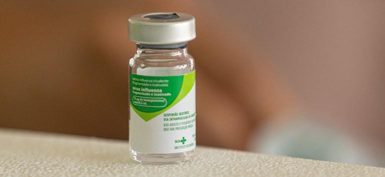 SES-MT recebe 96 mil doses da vacina contra a gripe e inicia distribuição nos municípios
