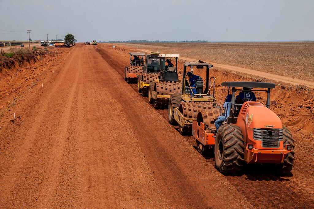 Sinfra lança editais de licitação para executar mais 3 obras de asfaltamento em Mato Grosso