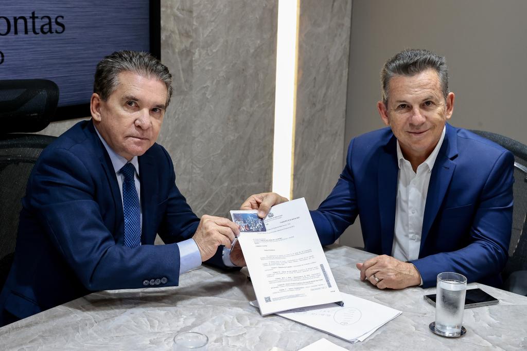 Mauro Mendes entrega contas de 2024 ao TCE e destaca investimentos recordes