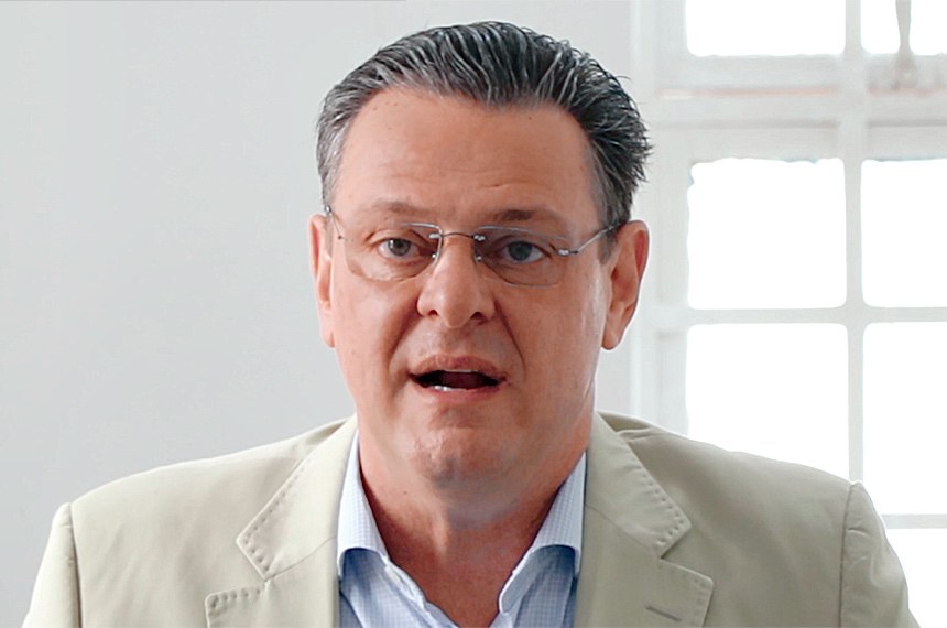 Carlos Fávaro  não descarta disputar vaga na Câmara Federal