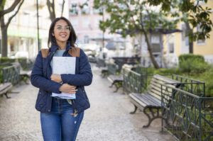 Conheça quatro maneiras de fazer intercâmbio para a Espanha