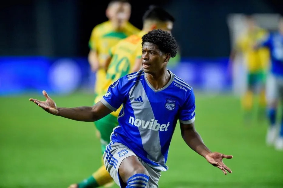 Esposa e filho de jogador do Emelec são sequestrados no Equador