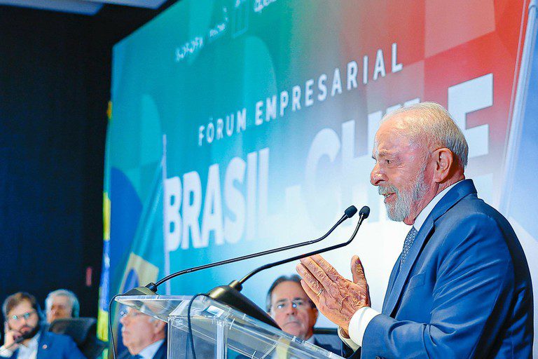 “O bom negócio é aquele em que os dois países ganham”, diz Lula no Fórum Empresarial Brasil-Chile