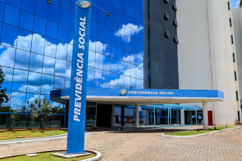 Vítimas de fraude no INSS podem procurar atendimento da Defensoria Pública da União (DPU)