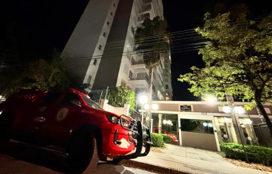 Incêndio em prédio de luxo em Cuiabá é contido rapidamente por bombeiros