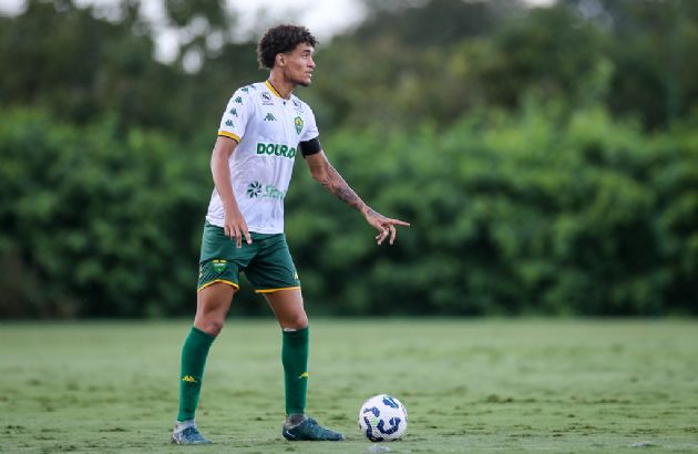 Cuiabá e Atlético-MG jogam no CT Manoel Dresch pelo Brasileiro 17