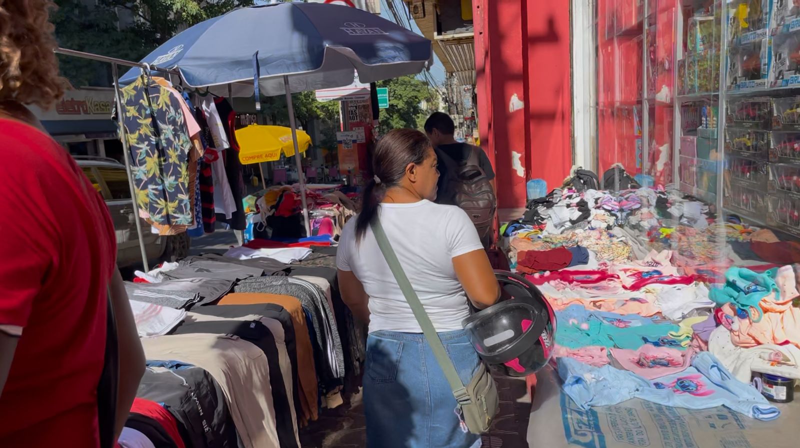 Prefeitura inicia nesta manhã remoção de ambulantes no Centro de Cuiabá