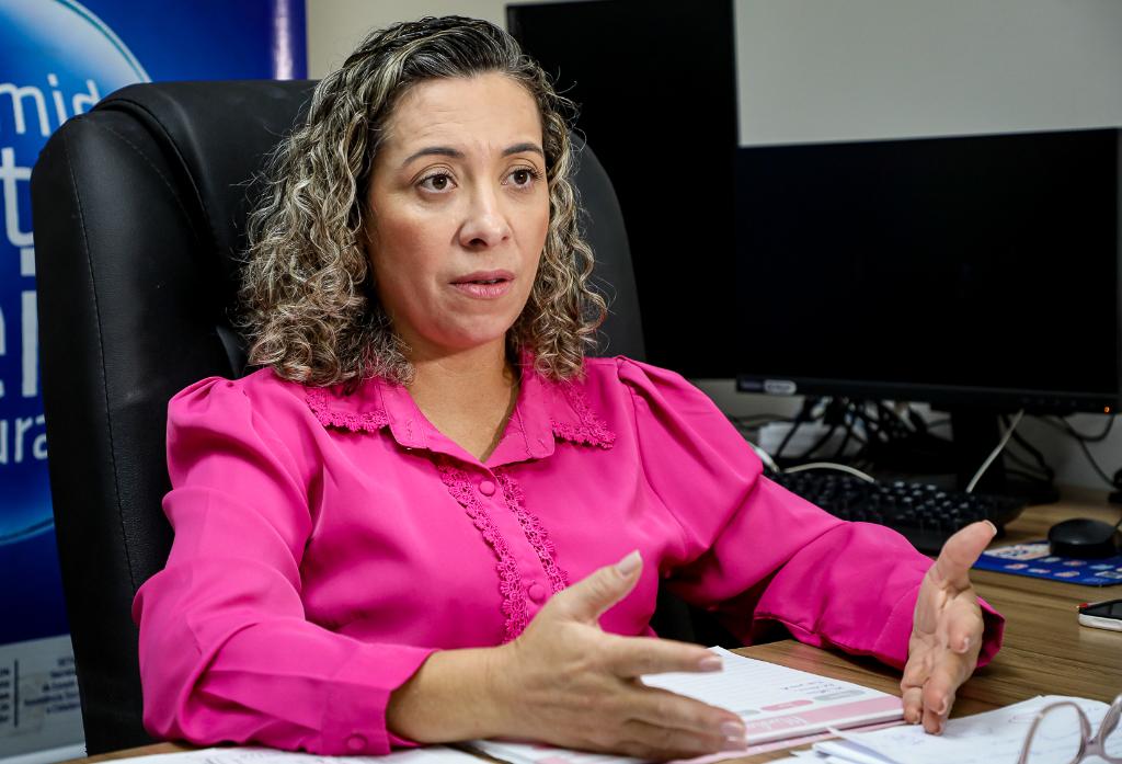  Já conseguimos identificar 16 infrações cometidas pelas empresas de consignados, diz secretária adjunta do Procon Cristiane Vaz