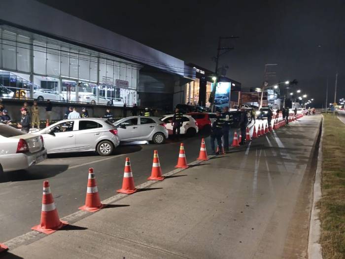 Operação Lei Seca resulta em seis autuações criminais e remoção de 40 veículos em Várzea Grande
