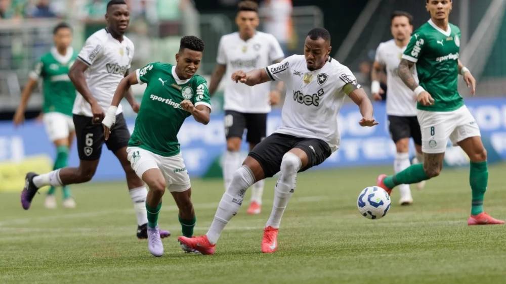 Palmeiras elimina Botafogo e avança na Copa do Mundo de Clubes da Fifa