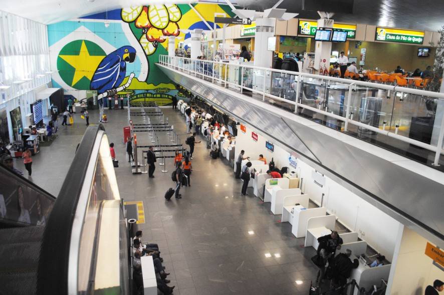 Homem com esquizofrenia é preso após falsa ameaça de atentado no Aeroporto de Várzea Grande