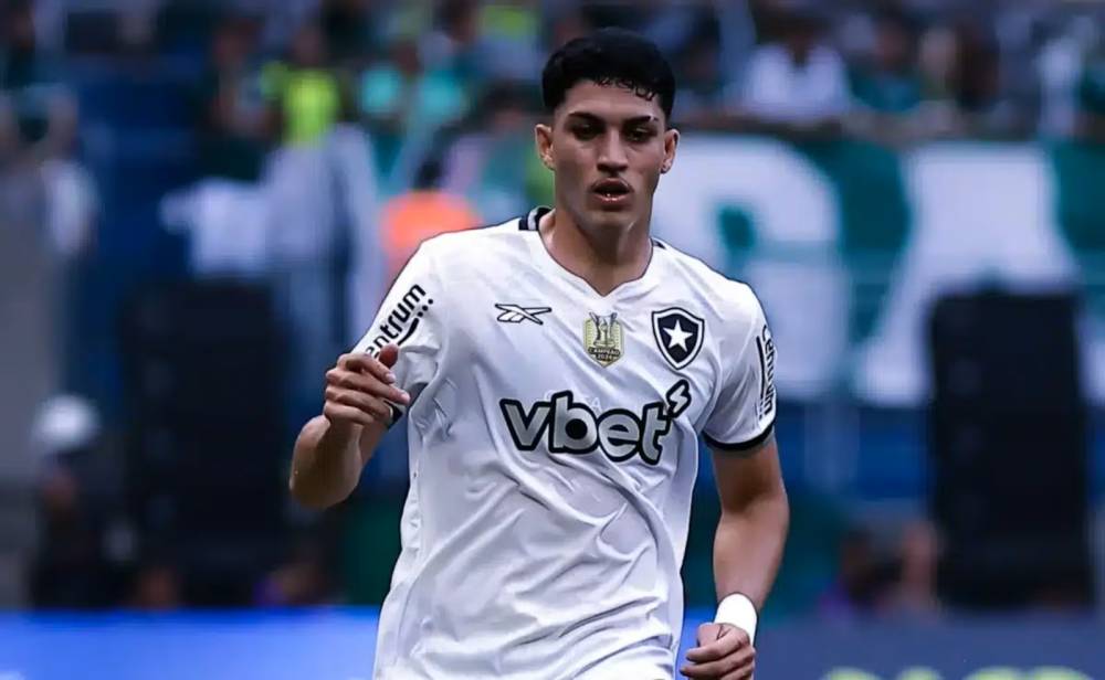 Quem são os jogadores brasileiros que não devem voltar depois do Mundial de Clubes