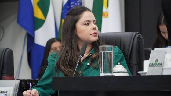 Vereadora acusa Emanuel Pinheiro de deixar dívida de R$ 9,6 milhões da CS Mobi