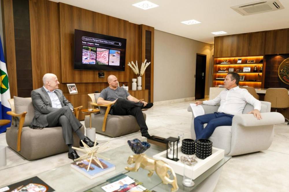 Mauro e Pivetta se reúnem com Abílio e discutem novas obras para Cuiabá
