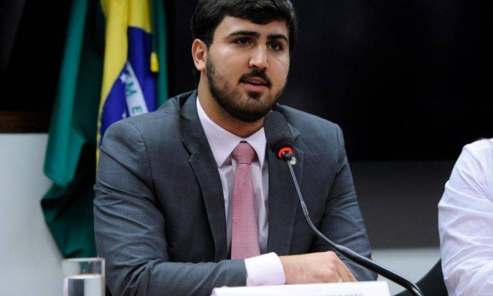 Emanuelzinho está entre os 50 deputados e senadores que estão em ascensão