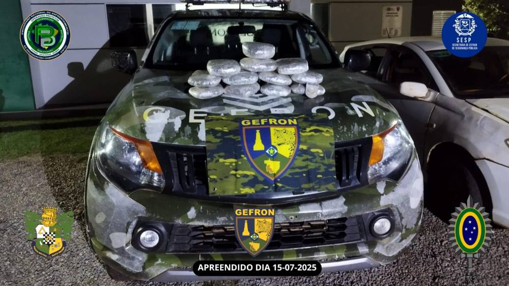 Gefron apreende 12 tabletes de supermaconha em taxi na BR-070