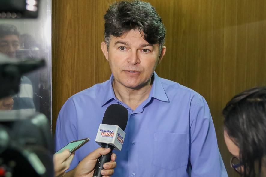 Medeiros protocola pedido de impeachment contra Flávio Dino por crime de responsabilidade