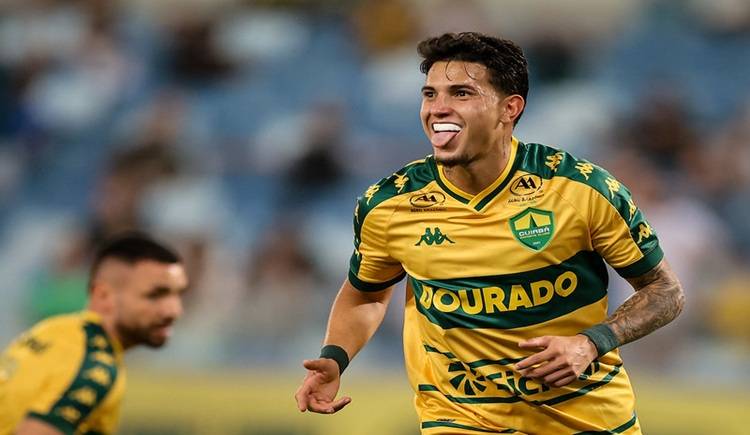 Cuiabá venceu o América-MG por 3 a 1 