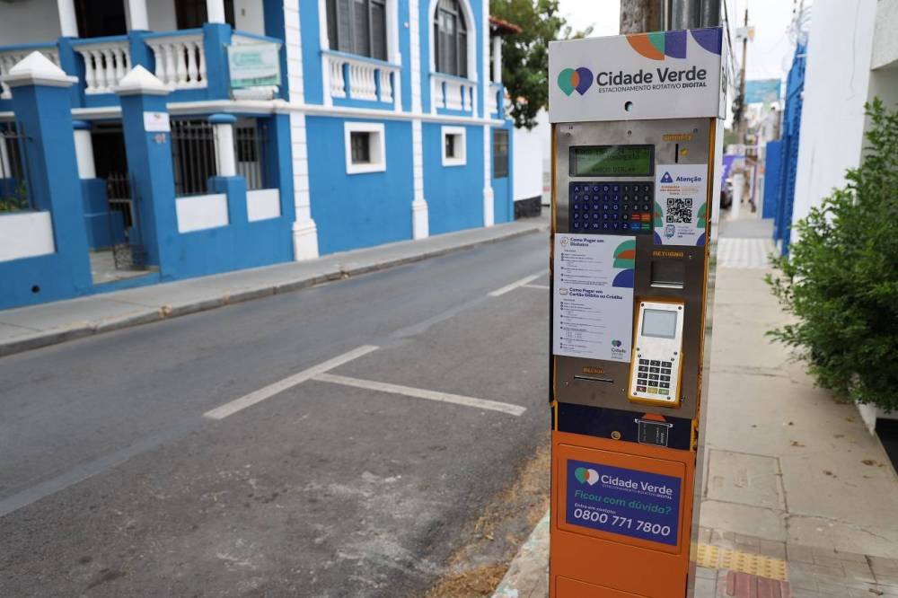 Abílio aciona STF contra bloqueio de recursos por suposta dívida com a CS Mobi