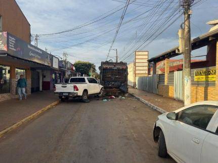 Gari de 30 anos morre atropelado por motorista embriagado enquanto trabalhava