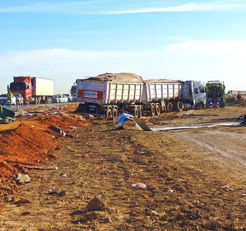 PRF confirma que carreta envolvida em acidente fatal trafegava fora do horário permitido