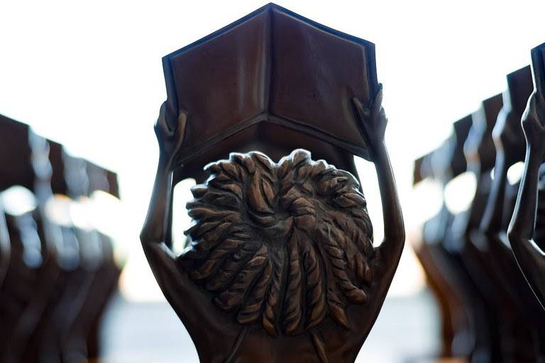  Juína recebe uma premiação
