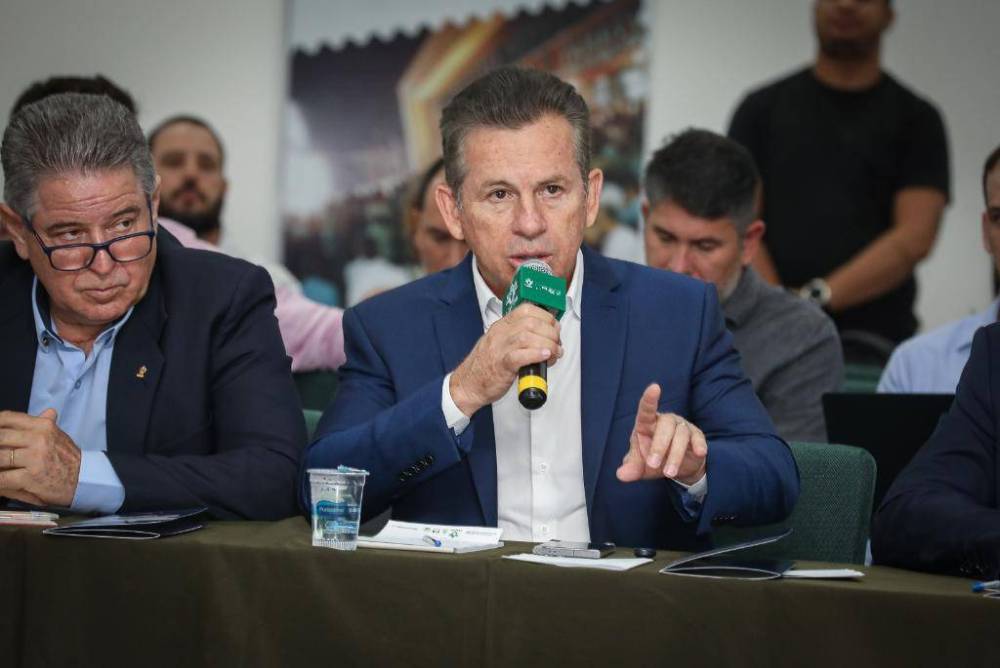Mauro descarta reajuste salarial geral e defende remuneração por desempenho
