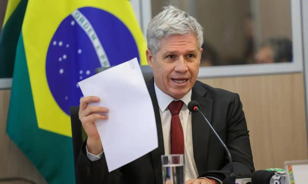Governo pode prorrogar Brasil Soberano, diz Teixeira 