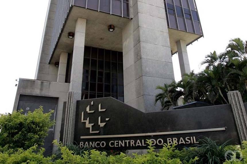 Servidores de MT pedem atuação do Banco Central contra consignados