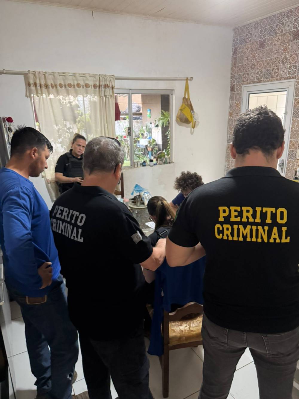 DRCI cumpre 4 mandados de busca e apreensão contra suspeitos por armazenar conteúdo de abuso sexual infantojuvenil