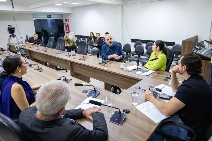Secretário de Educação de Cuiabá diz que não não há nenhum projeto da Prefeitura  para privatizar escolas