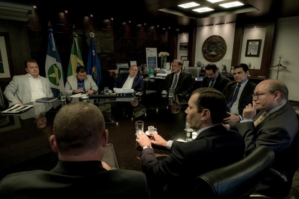 Poderes fazem acordo para pagamento de duodécimos