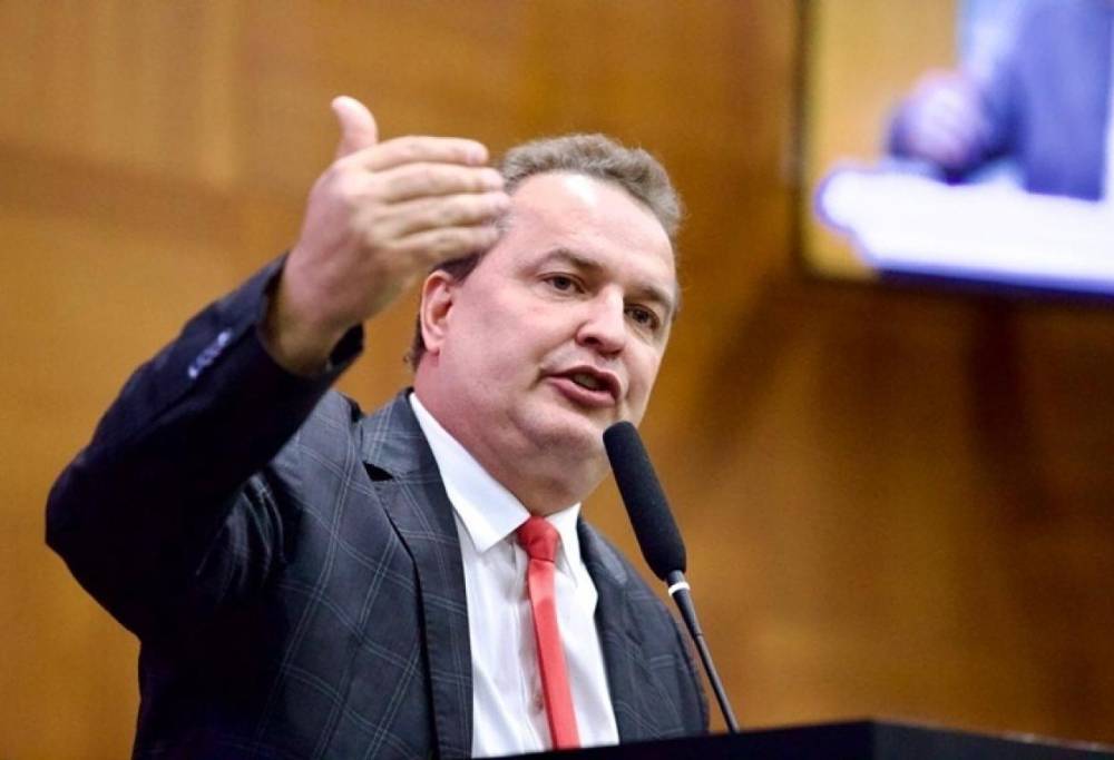 Max Russi diz que decisão do STF em manter 24 deputados estaduais muda estratégia dos partidos em 2026