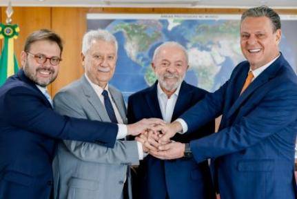 Senador José Lacerda é recebido por Lula