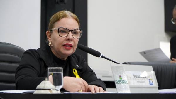 Paula Calil tenta evitar greve e busca diálogo entre Abílio e servidores de Cuiabá