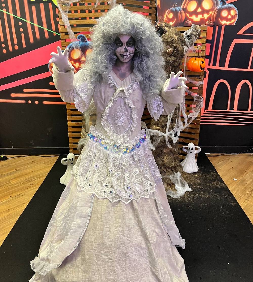 Shopping da capital espera a criançada para uma experiência mágica de Halloween neste sábado (18)