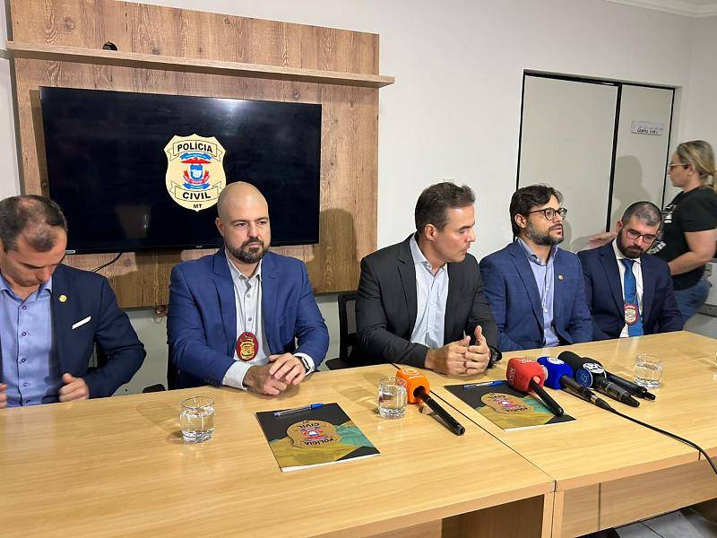 Jovem de 21 anos é preso como líder de rede de fraudes que movimentou R$ 6 milhões