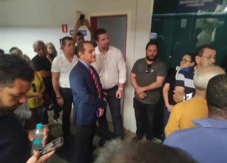 Deputado Wilson Santos e vereador Rafael Ranalli tentam acordo para evitar que 700 famílias percam casas no Minas do Sutil