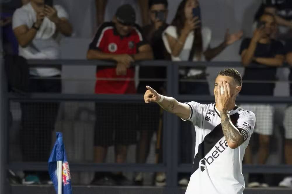 Análise: Vasco faz mais uma vítima e mostra por que é o time em melhor momento no Brasileirão