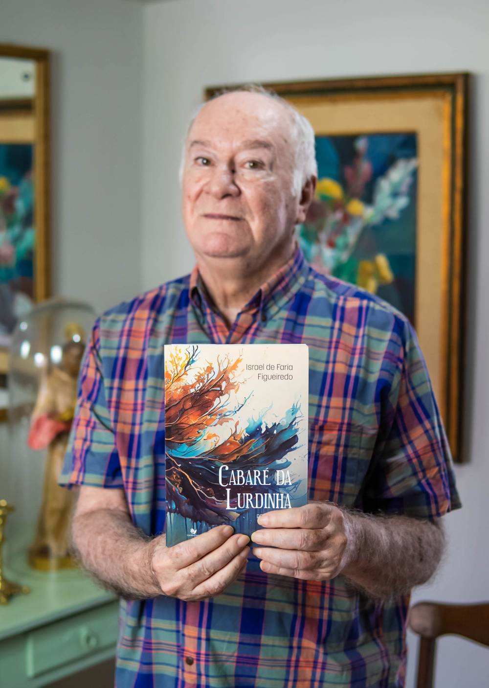Lançamento de livro Cabaré de Lurdinha será nesta quinta, dia 30