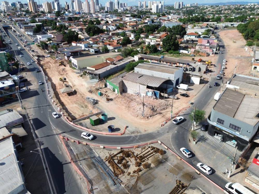 Sinfra faz demolição de imóveis para obras do complexo do Leblon