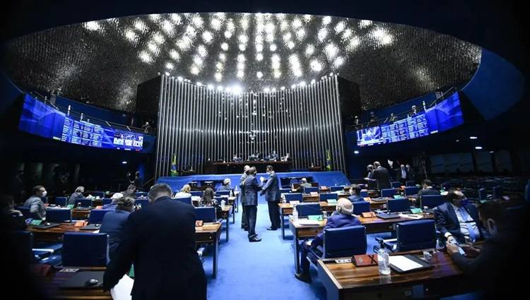 Senado aprova isenção do Imposto de Renda para quem ganha até R$ 5 mil