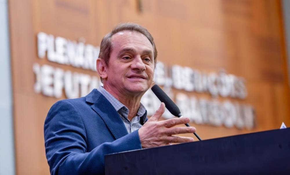 Wilson Santos reforça compromisso com a inclusão de comunidade surda em Mato Grosso