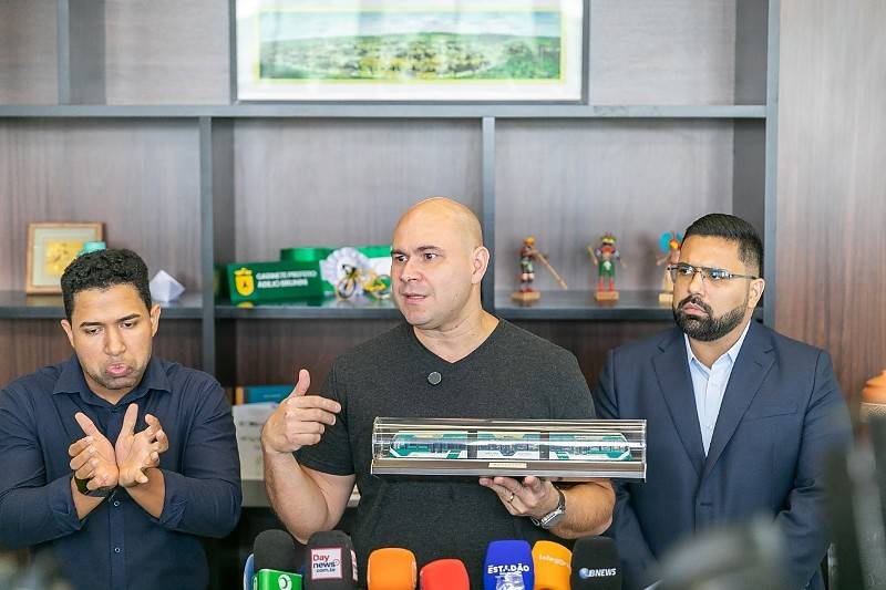Abílio apresenta balanço de viagens e aposta em novo modal para modernizar transporte em Cuiabá