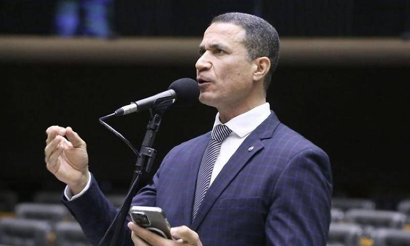 Coronel Assis cobra do governo federal transparência nos investimentos da Energisa em Mato Grosso