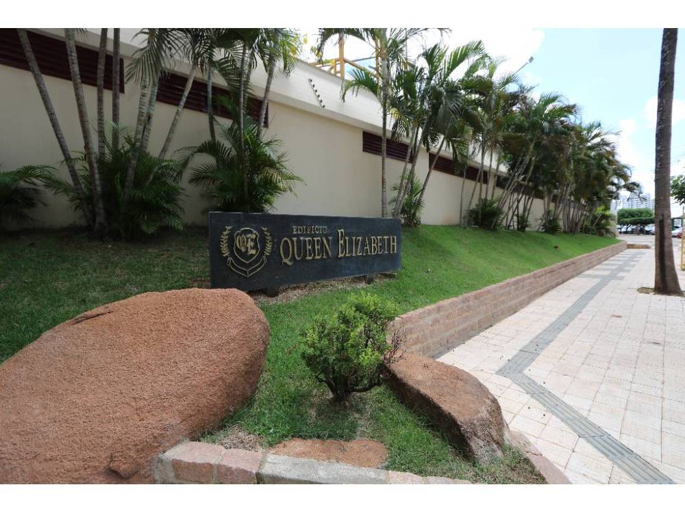 Justiça determina que edifício Queen Elizabeth desocupe via pública incorporada irregularmente ao empreendimento