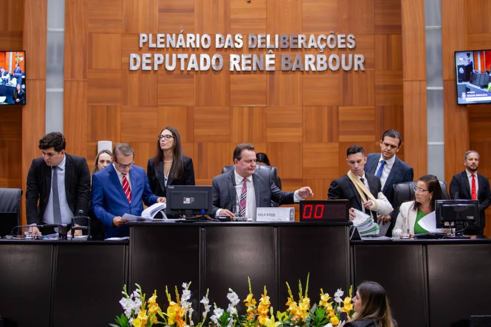 Veja quem foram os deputados que votaram contra o reajuste de 6,8% do Judiciário em MT