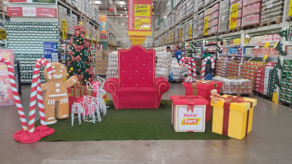 Atacadista dá início ao clima de Natal com espaços temáticos e agenda especial de eventos