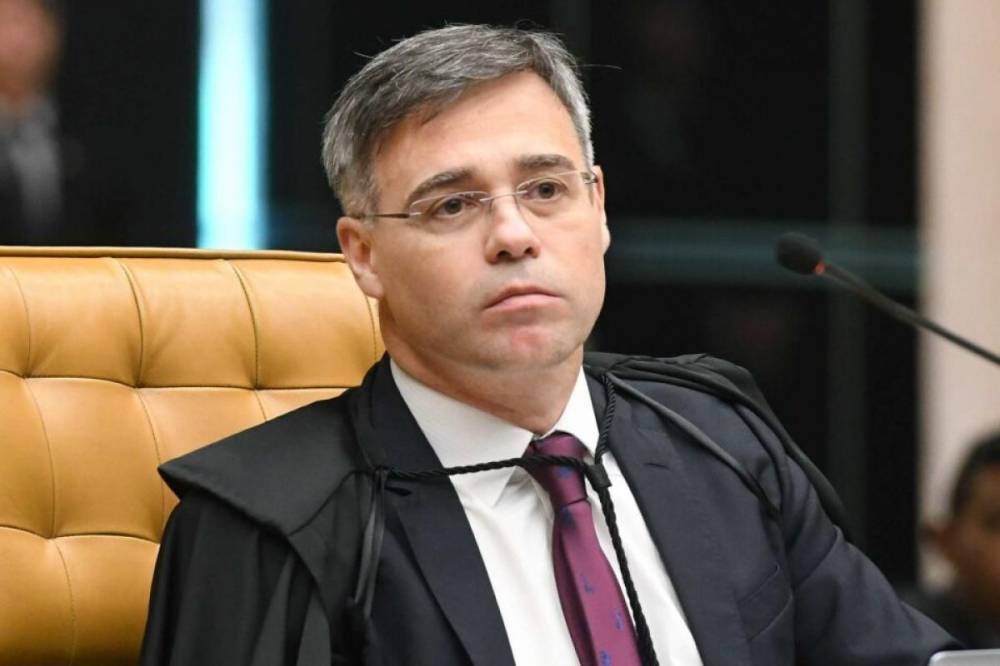 André Mendonça cobra explicações sobre suspensão de contratos consignados em Mato Grosso